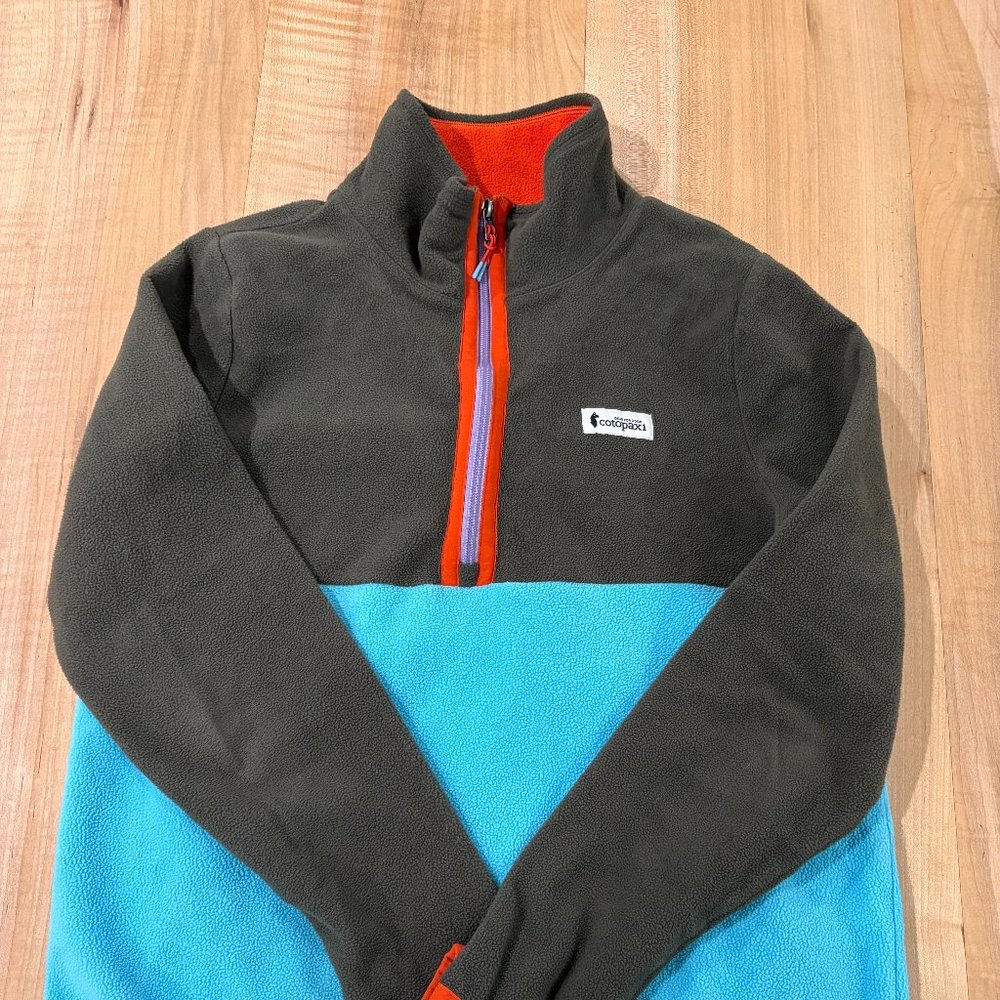 Cotopaxi fleece half zip